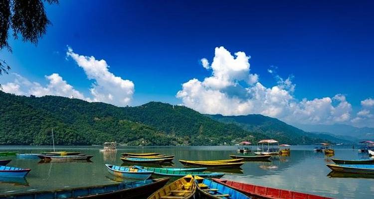 La agradable ciudad de Pokhara con un cautivador recorrido por la jungla de Chitwan desde Katmandú - Liberty Holidays 1
