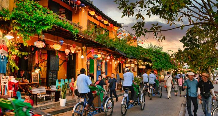 Vietnam Heritages Discovery in 2 weeks - Wonderscape Travel 4