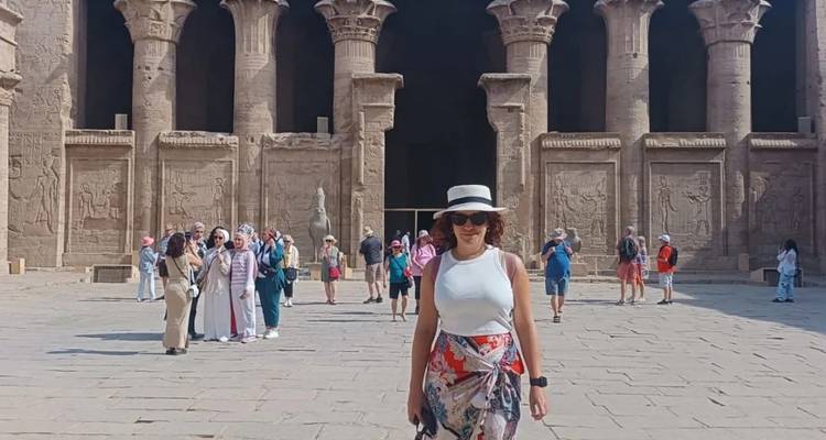 4 Días 3 Noches Crucero por el Nilo de Asuán a Luxor con Excursión al Pueblo Nubio - Egypt Gift Tours 7
