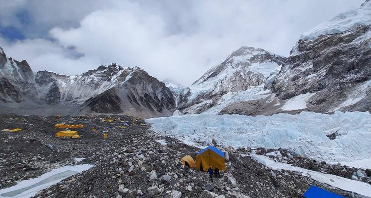 Caminata al Campamento Base del Everest con pernoctación - Glorious Himalaya Trekking Pvt. Ltd. 2