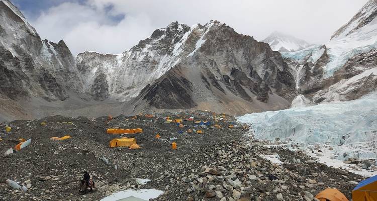 Caminata al Campamento Base del Everest con pernoctación - Glorious Himalaya Trekking Pvt. Ltd. 3