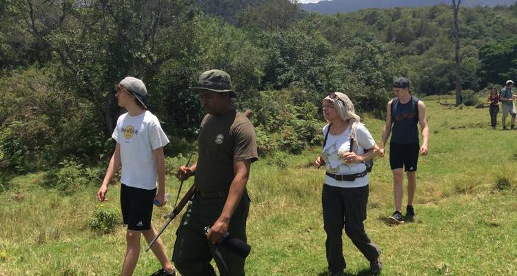 AVENTURE PEDESTRE DANS LES HAUTES TERRES DU NGORONGORO - Tai Adventures & Safaris 9