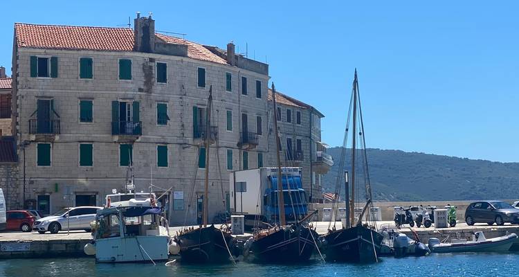 Navegación Croacia Split- Laguna Azul y Trogir 2025 - Rhythm Travel Experience 6