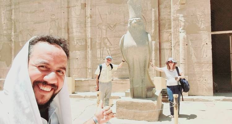 Increíble Crucero de 4 Días por el Nilo de Asuán a Luxor con visitas turísticas y Abu Simbel en avión desde El Cairo - Egypt Gift Tours 8