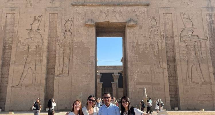 Increíble Crucero de 4 Días por el Nilo de Asuán a Luxor con visitas turísticas y Abu Simbel en avión desde El Cairo - Egypt Gift Tours 10