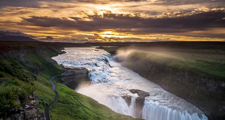 Circuit de 4 jours avec escale en Islande : Lagon bleu, Cercle d'or et aventure à Reykjavik - Snaeland Travel 4
