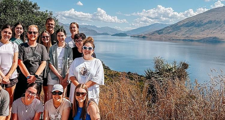 Delve Deep: New Zealand South Island - Topdeck 6