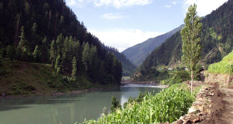 Captivating Kashmir: A Short 4-Day Escape - MTA Destination Management Company 2