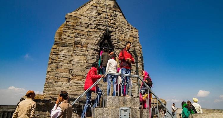 Captivating Kashmir: A Short 4-Day Escape - MTA Destination Management Company 6