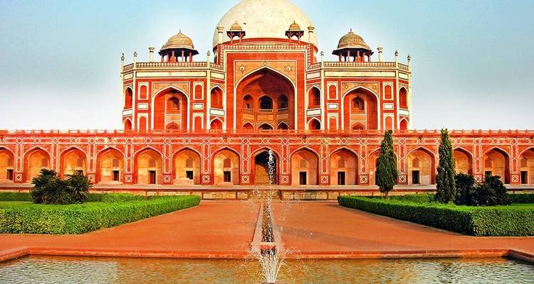 Voyage spirituel dans le Triangle d'Or : De Delhi à Varanasi en passant par Mathura, Agra, Lucknow et Ayodhya ! - MTA Destination Management Company 4