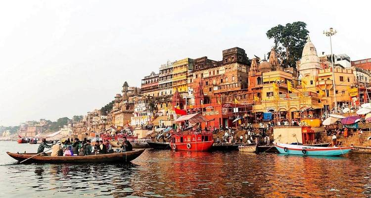 Voyage spirituel dans le Triangle d'Or : De Delhi à Varanasi en passant par Mathura, Agra, Lucknow et Ayodhya ! - MTA Destination Management Company 9
