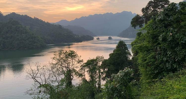GÉO-PARC DE DONG VAN ET LAC DE BA BE - Custom Vietnam Travel 1