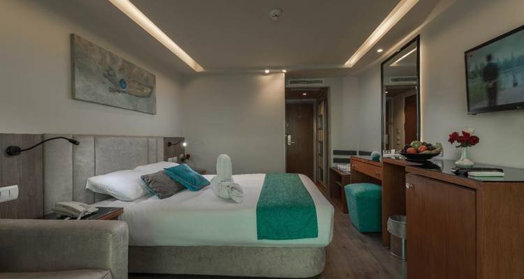 Amazing 4-Nights Cruise Luxor To Aswan Abu Simbel, Nubian Village including Round-Trip Flights From Cairo - Egypt Gift Tours 7
