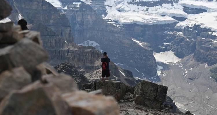 Ultimate Banff and Jasper Hiking Tour with Hotel Stays - Fresh Adventures 7