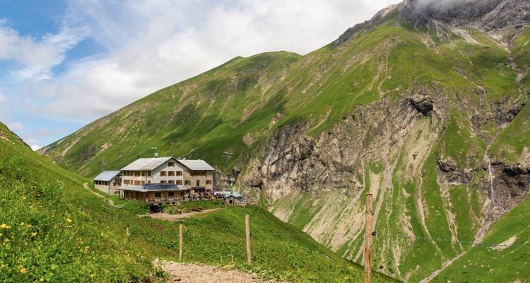 Travesía alpina guiada por la E5 - La clásica excursión a los refugios de Oberstdorf a Merano - World of Mountains GmbH 1
