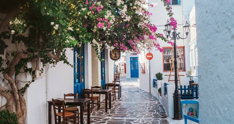 APHRODITE : Athènes, Milos et Santorin (+visites à Athènes, ferries et vol) - Greca 8