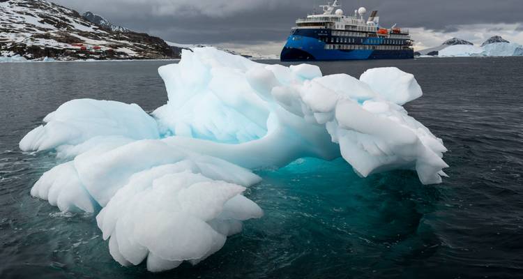 Quest for the Circle - Albatros Expeditions 6