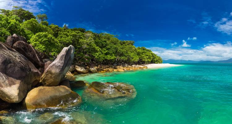 Great Barrier Reef Explorer (Snorkel To Adventure) - Contiki 1