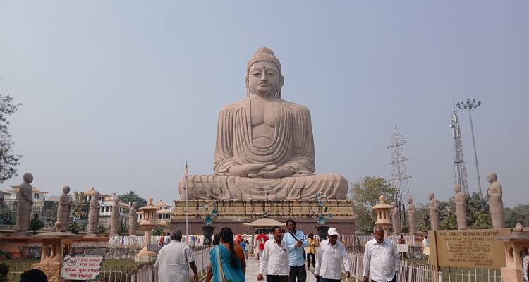 Short Buddhist Tour North India - Alkof Holidays 2