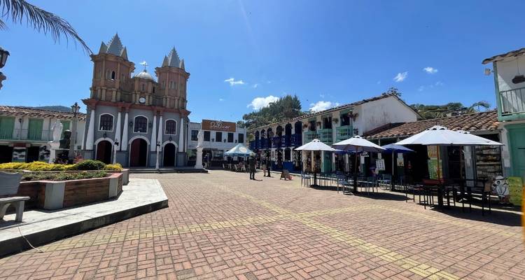 8-Day Colombia Luxury Tour - Rebecca Adventure Travel 7