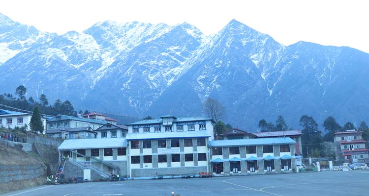 Vuelo y transporte de Ramechhap a Lukla - White Hill Adventure Treks and Expedition Pvt Ltd 6