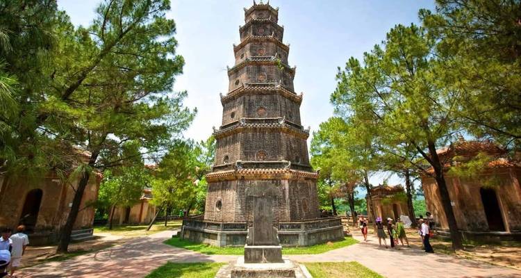 Découverte du Vietnam : Route & Chemin de fer 18 Jours/17 Nuits - Ideal Travel Asia 4