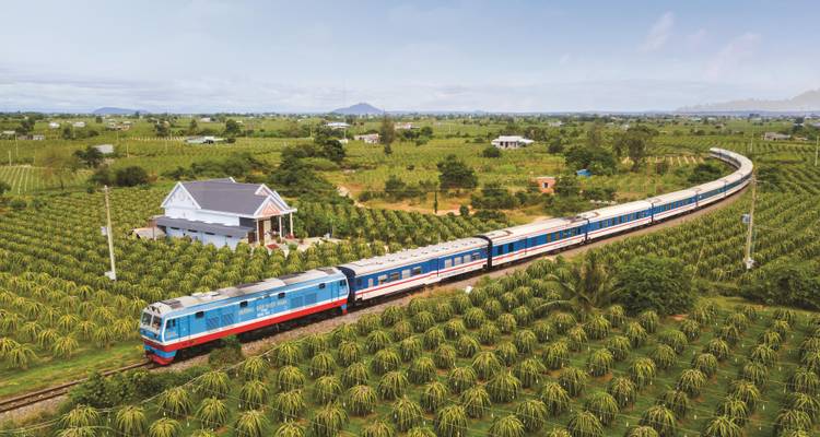 Découverte du Vietnam : Route & Chemin de fer 18 Jours/17 Nuits - Ideal Travel Asia 1