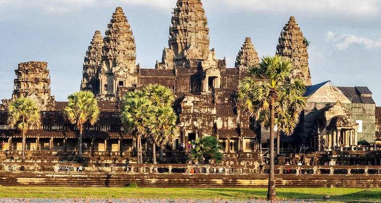 Exploring Vietnam & Cambodia 12 Days/11 Nights - Ideal Travel Asia 3