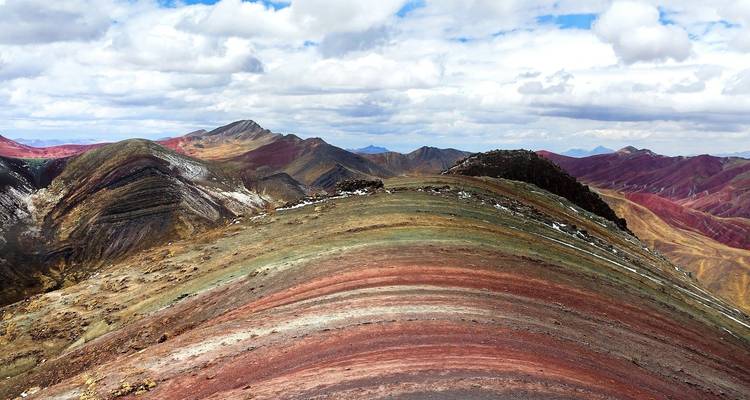 Montaña Arcoiris - Vinicunca Día Completo - Crossover Peru 7
