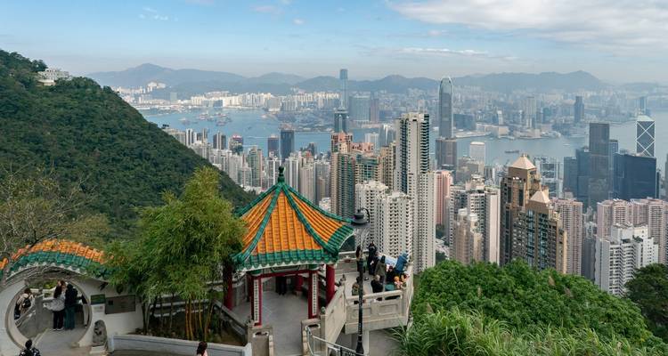 Hong Kong Stopover & Philippines Island Hopping - Vio Travel 1