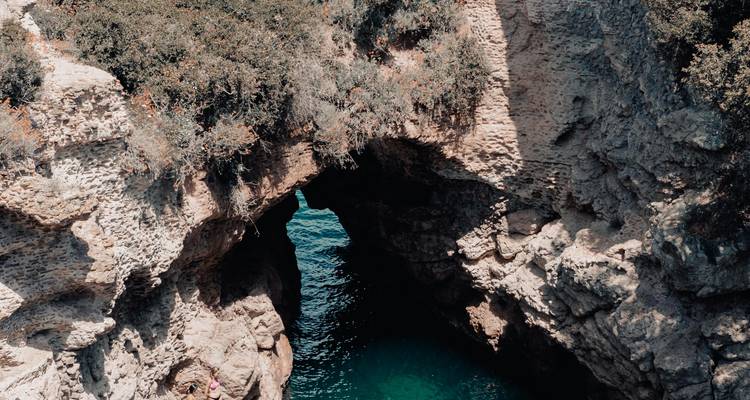 COSTIERO | Rome, Naples, Sorrento, Amalfi and much more. - Greca 7