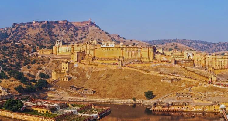 2 Days Private Guided Jaipur Sightseeing Tour with Hotel - Yoganshi Travel 4