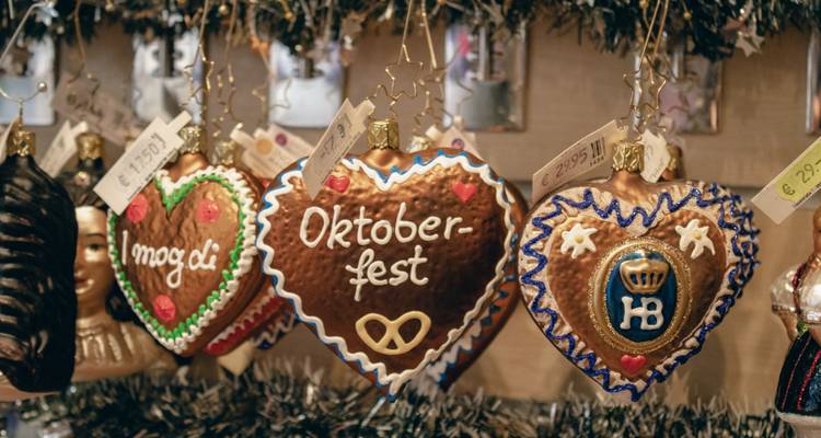 Prague to Paris & Christmas Markets of Europe 2025|2026 - Emerald Cruises 3