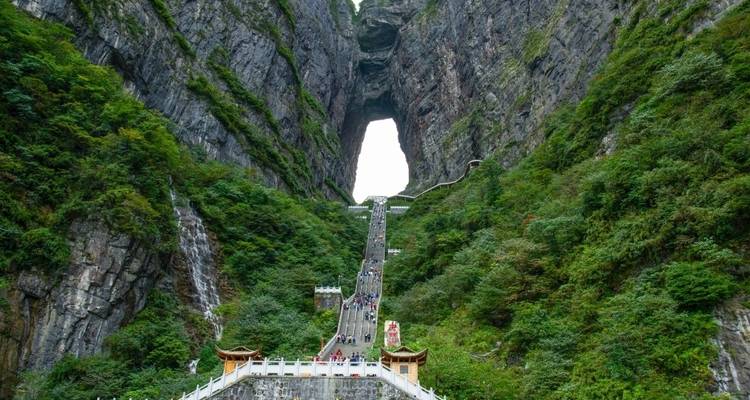 7 Days China Great Wall and Avatar Tour (private guide & driver） - UME Travel Co. Ltd 9