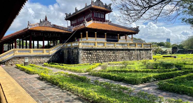 9 Days Central of Vietnam Highlights: Danang - Hoi An - My Son - Hue - Phong Nha - Old Quarter Travel 6