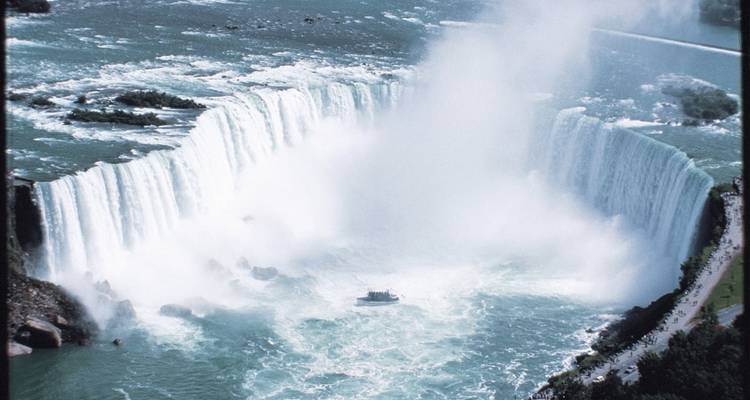 The Canadiana - DERTOUR 2