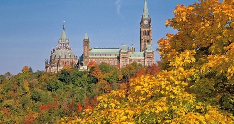 The Canadiana - DERTOUR 3