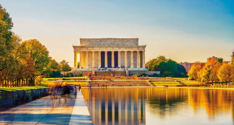 Mémorial Lincoln à Washington DC avec reflet