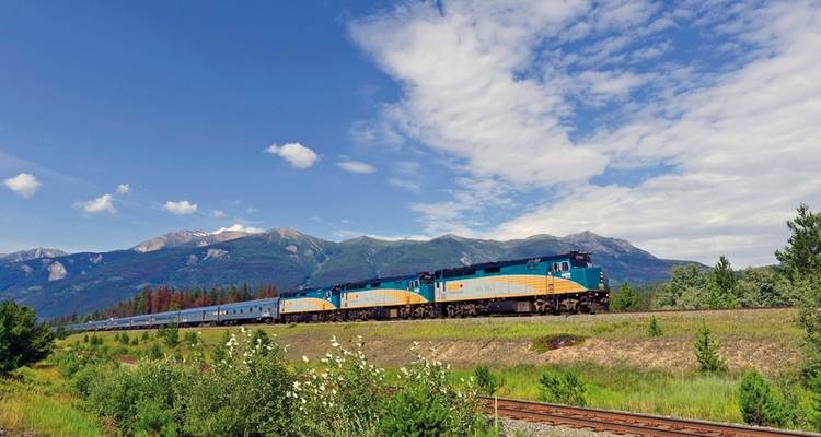 VIA Rail - The Canadian (Vancouver-Toronto) - DERTOUR 5