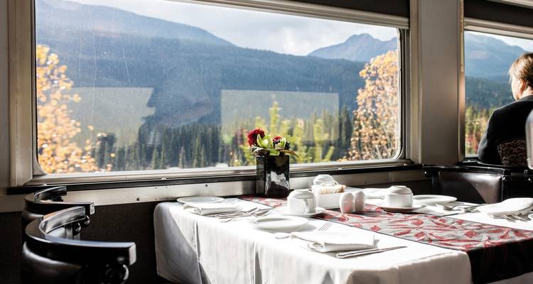 VIA Rail - The Canadian (Vancouver-Toronto) - DERTOUR 2
