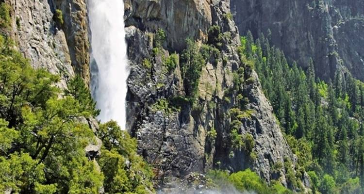 Glittering Wustenstadt & roaring waterfall - DERTOUR 9