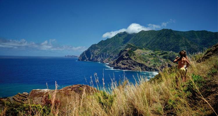 Levadas, lush vegetation and rugged coasts - DERTOUR 6