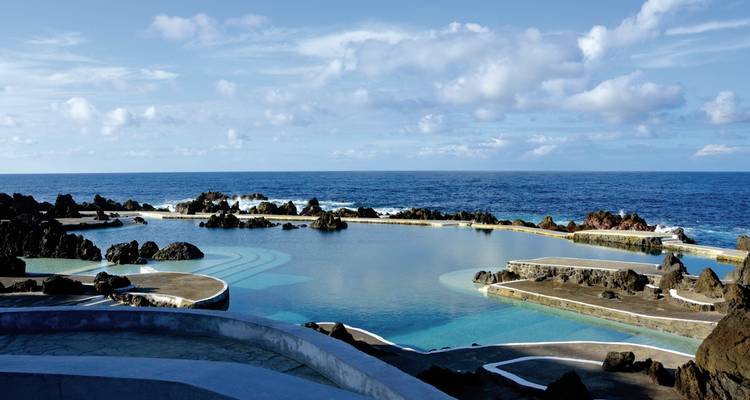 Levadas, lush vegetation and rugged coasts - DERTOUR 9