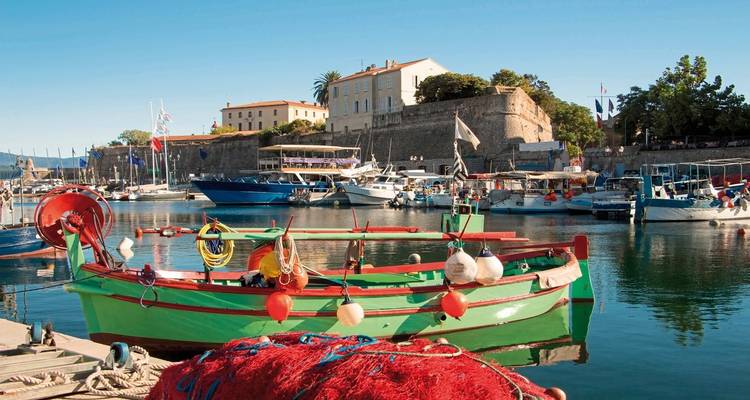 Voyage en bus en Corse - la beauté - DERTOUR 2