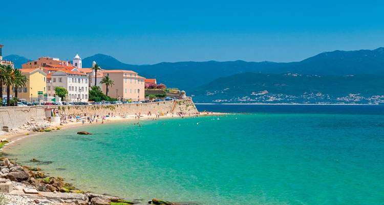 Voyage en bus en Corse - la beauté - DERTOUR 9