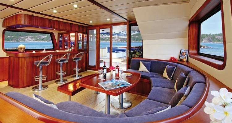 Sailing through paradise - S.V. Sea Pearl (7 days/6 nights, from/to Praslin) - DERTOUR 10
