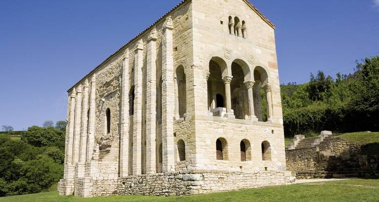 Enchanting nature and charming cities in northern Spain - DERTOUR 3