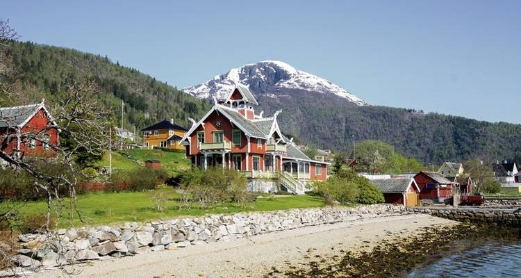 Experience Norway in a relaxed way - DERTOUR 1