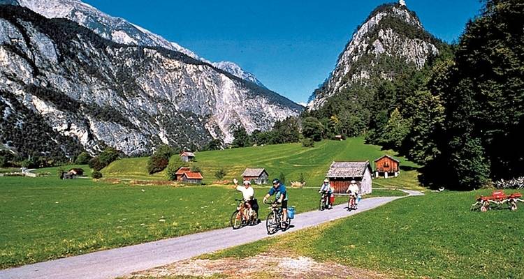 From Merano to Lake Garda - DERTOUR 3