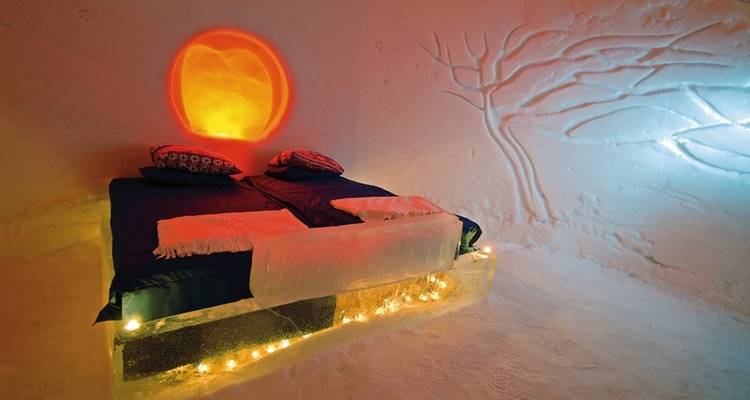 Experience the Northern Lights, post ship and snow hotel - DERTOUR 5